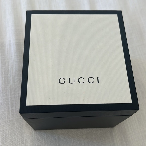 BLK YG Gucci G-Chrono watch - Picture 4 of 4